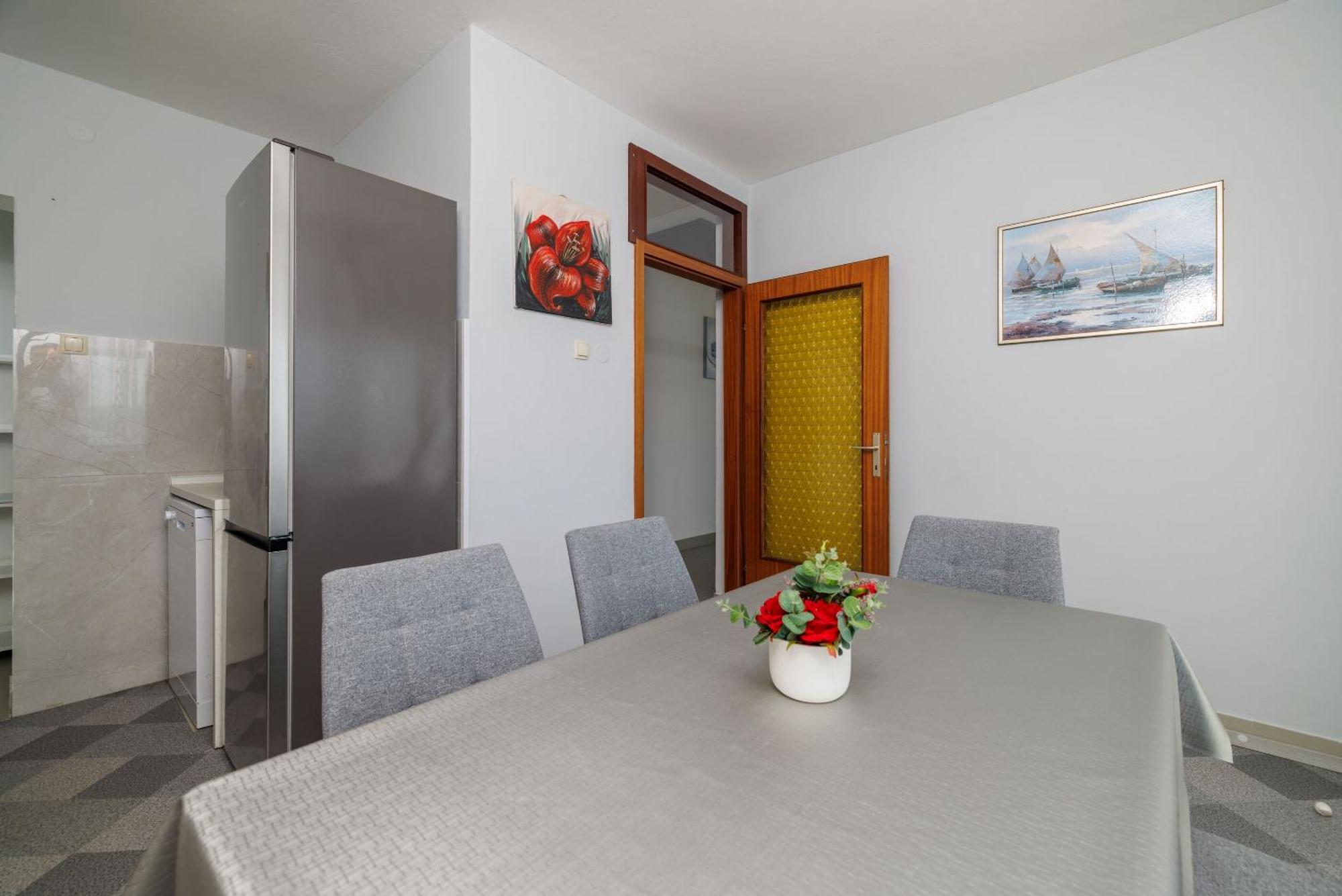 Apartments Melita Dramalj Eksteriør billede