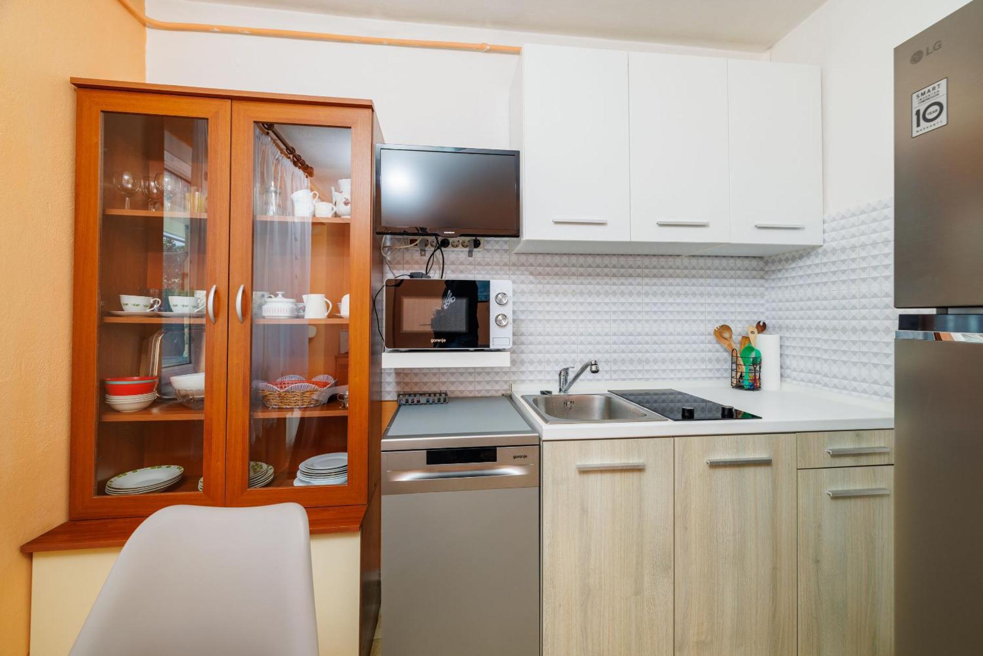 Apartments Melita Dramalj Eksteriør billede